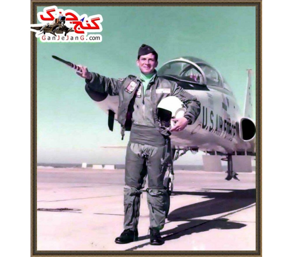 مصاحبه با خانواده شهيد سرهنگ 2 خلبان غفور جدي دوست دارم کفنم پرچم ایران باشد